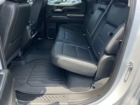 Used 2022 GMC Sierra 1500 SLT w/ SLT Convenience Package AWD/4WD image 19