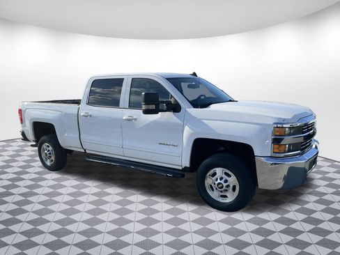 Used 2015 Chevrolet Silverado 2500 LT AWD/4WD image 1