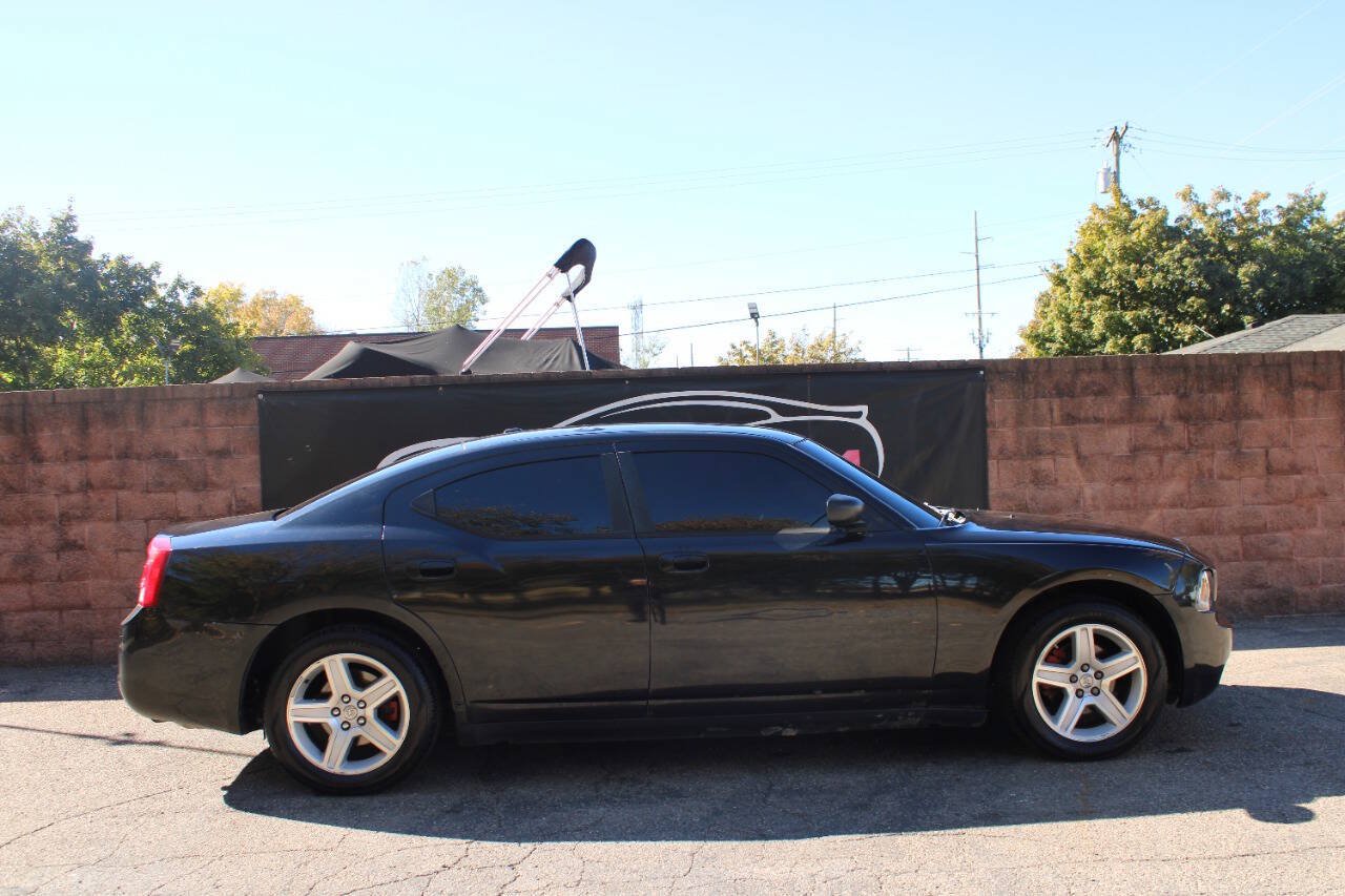 Used 2009 Dodge Charger SXT w/ Leather Interior Group RWD image 5