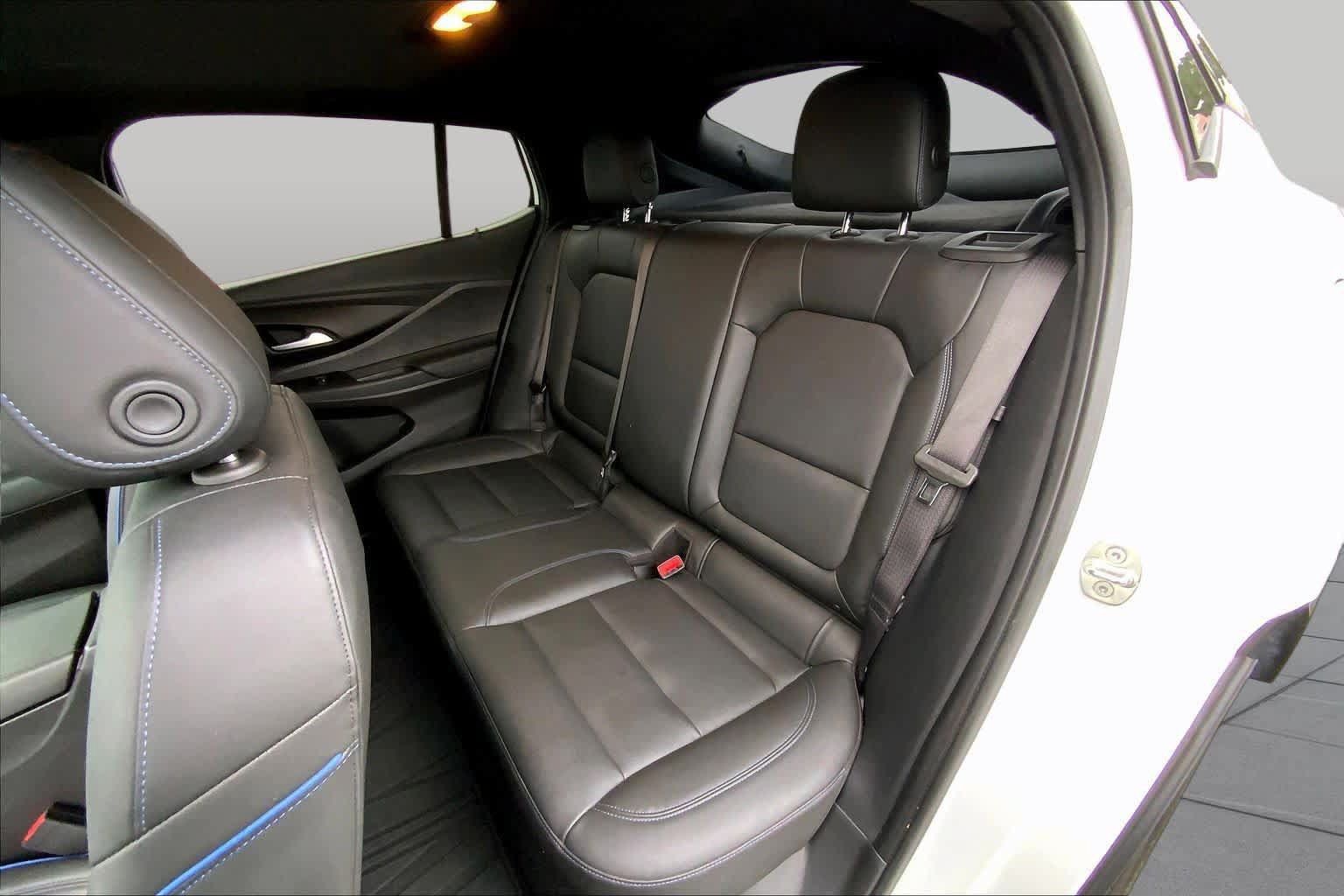 Used 2024 Buick Envista Sport Touring w/ Convenience I Package FWD image 18