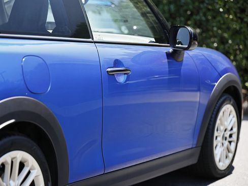 Used 2025 MINI Cooper S FWD image 11
