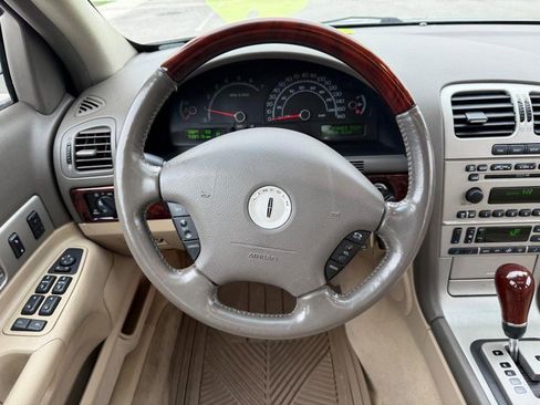 Used 2006 Lincoln LS image 13