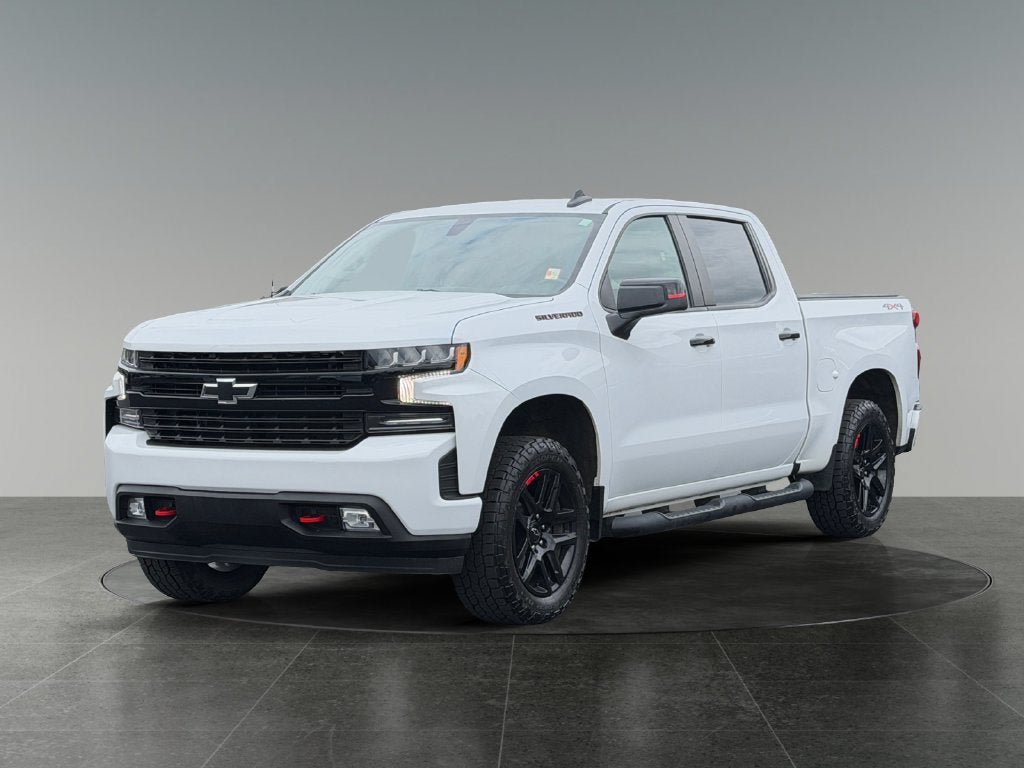 Used 2022 Chevrolet Silverado 1500 RST w/ Redline Edition AWD/4WD image 4