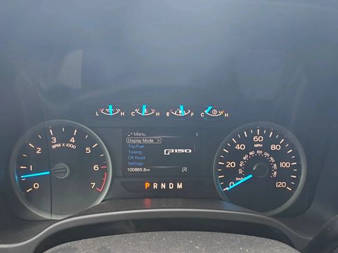 Used 2017 Ford F150 XLT w/ Equipment Group 302A Luxury RWD image 20
