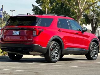 Certified 2025 Ford Explorer ST-Line w/ ST-Line Street Pack AWD/4WD video 2