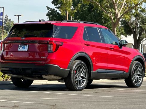 Certified 2025 Ford Explorer ST-Line w/ ST-Line Street Pack AWD/4WD image 2
