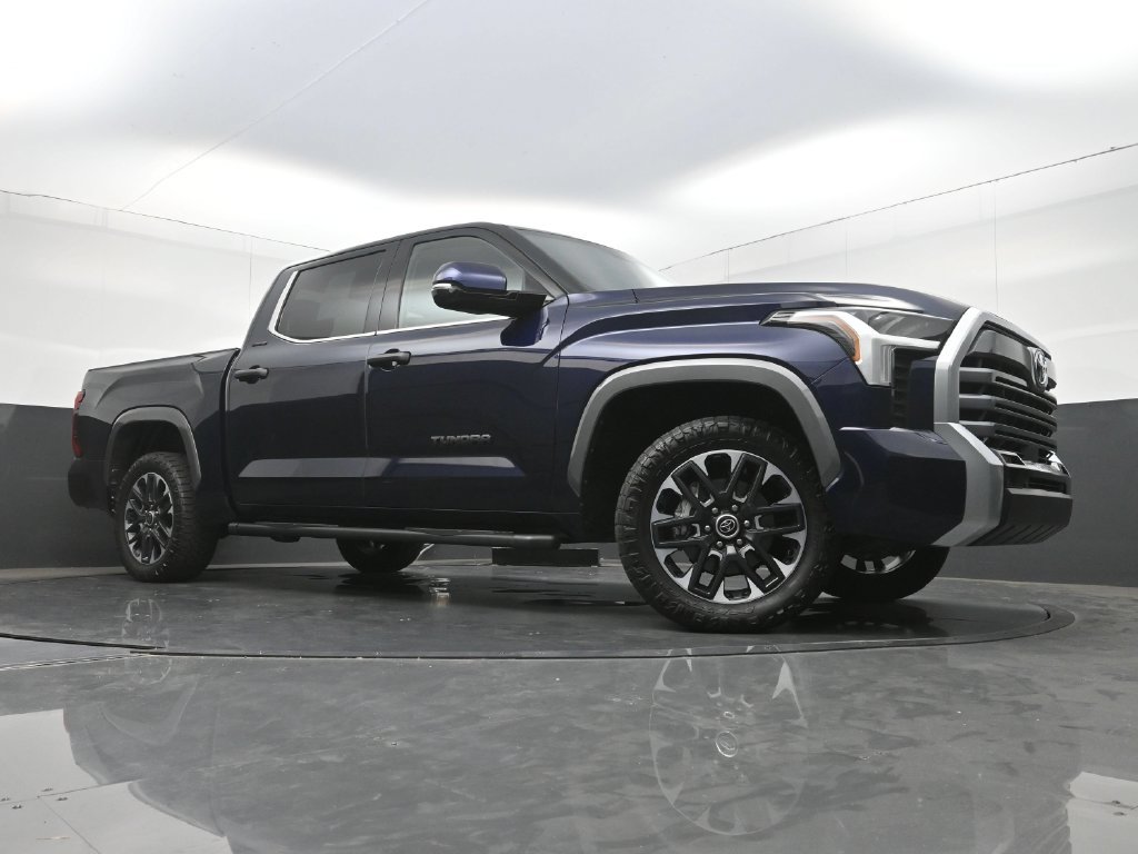 Used 2023 Toyota Tundra Limited w/ Power Package RWD image 27