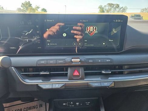 Used 2025 Kia K4 GT-Line w/ GT-Line Premium Package FWD image 18