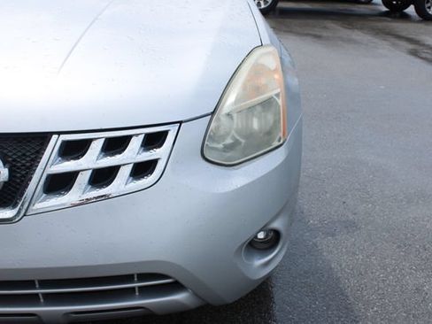 Used 2013 Nissan Rogue S w/ Special Edition Pkg FWD image 38