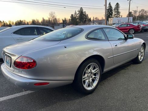 Used 2001 Jaguar XK8 Coupe image 24