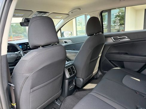 New 2026 Kia Sportage LX AWD/4WD image 19