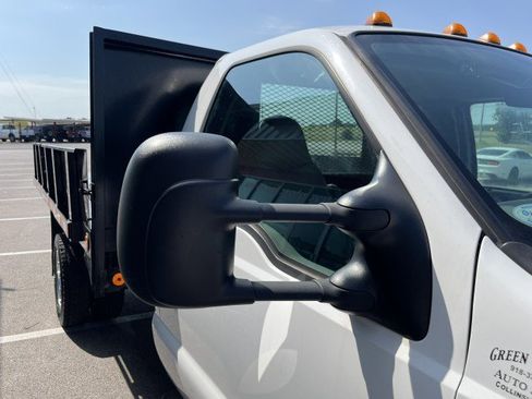 Used 2007 Ford F550 4x4 Regular Cab Super Duty image 22