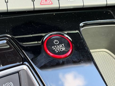 Certified 2023 Audi e-tron GT Prestige w/ Prestige Package AWD/4WD image 34