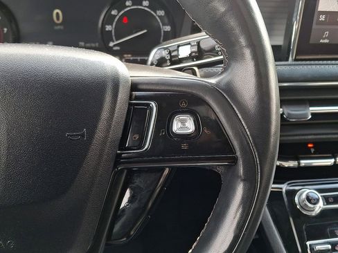 Used 2022 Lincoln Corsair AWD w/ Premium Package image 22