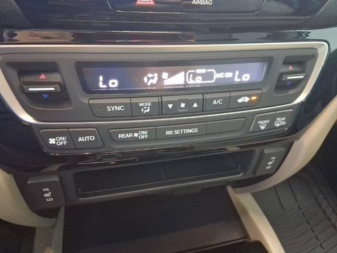 Used 2019 Honda Ridgeline RTL-E image 14