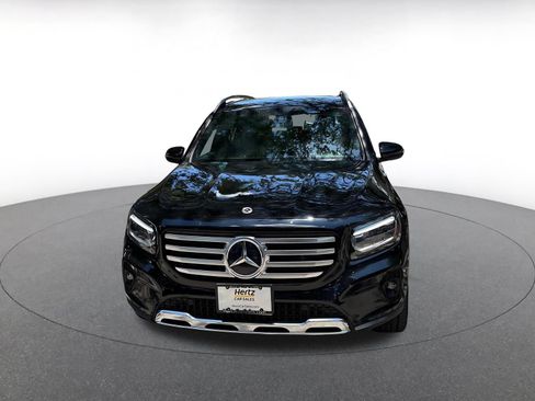 Used 2025 Mercedes-Benz GLB 250 image 2