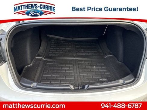 Used 2022 Tesla Model 3 Performance image 13