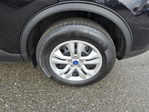 Used 2023 Ford Escape AWD image 9