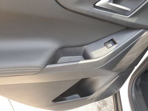 New 2026 Chevrolet Equinox LT FWD image 15