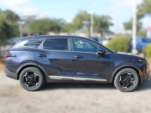 New 2026 Kia Sportage EX FWD image 5