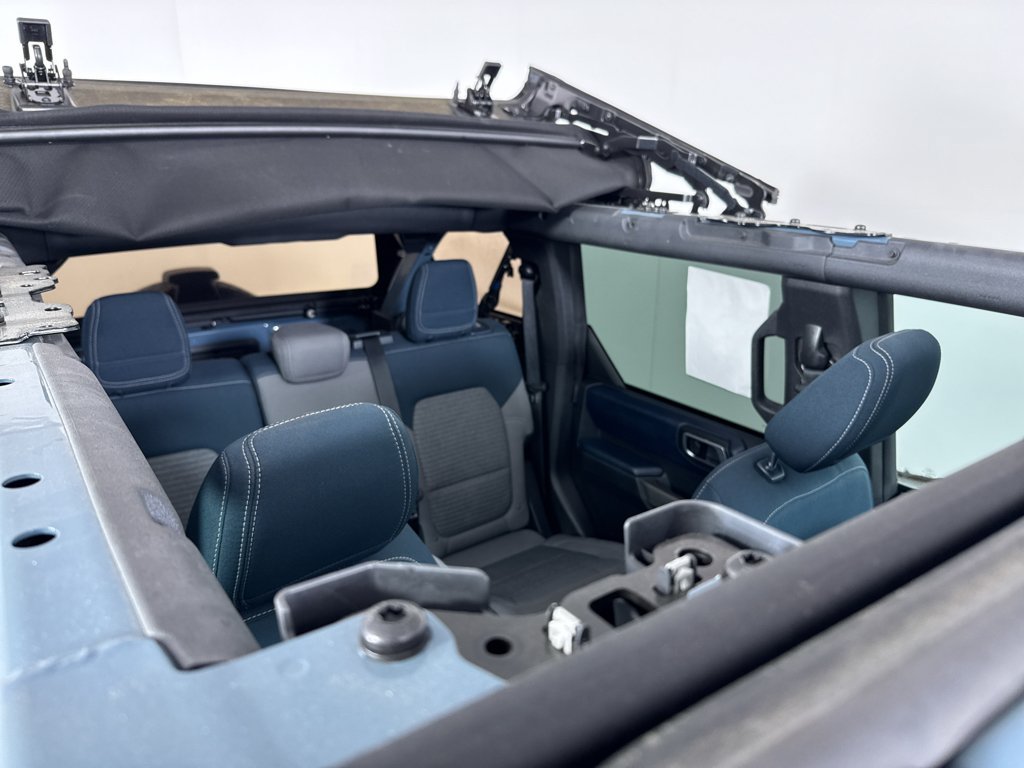 Used 2022 Ford Bronco Outer Banks AWD/4WD image 2