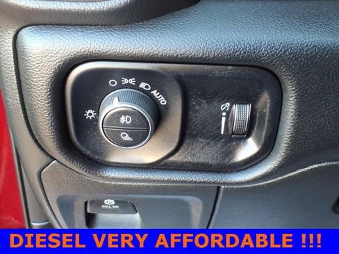 Used 2023 RAM 1500 Big Horn image 16