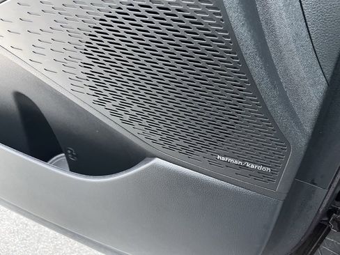 Used 2024 Hyundai Palisade SEL image 19