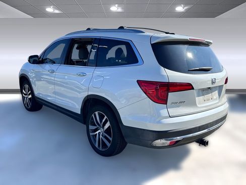 Used 2017 Honda Pilot Elite image 3