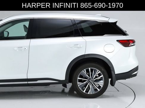 Certified 2026 INFINITI QX60 Luxe w/ Cargo Package AWD/4WD image 4