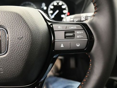 Used 2025 Honda HR-V Sport image 18