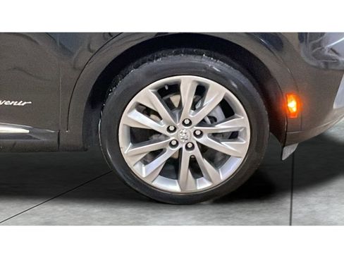 Used 2023 Buick Envision Avenir AWD/4WD image 20