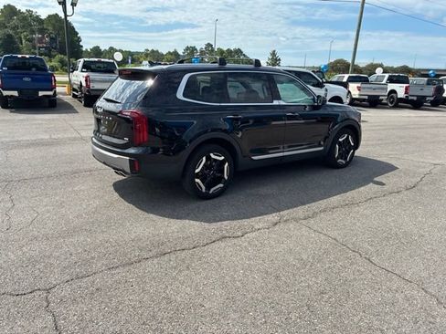 Used 2025 Kia Telluride S AWD/4WD image 39