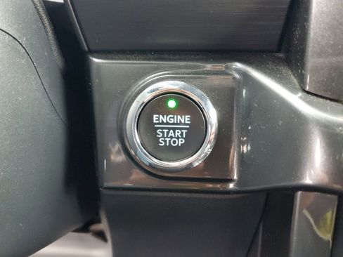 Used 2022 Ford F150 XLT w/ Equipment Group 302A High image 16