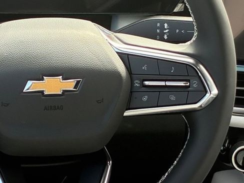 New 2026 Chevrolet Equinox EV LT image 23