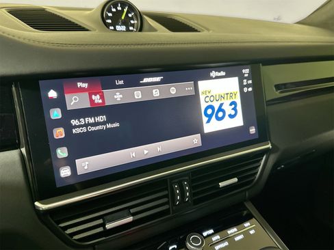 Certified 2023 Porsche Cayenne Turbo S image 21