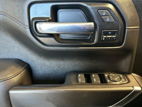 Used 2022 GMC Sierra 1500 AT4 w/ AT4 Premium Package AWD/4WD image 11