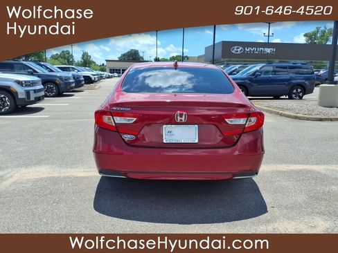 Used 2018 Honda Accord LX image 4
