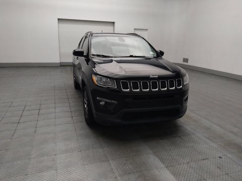 Used 2018 Jeep Compass Latitude w/ Popular Equipment Group FWD image 13