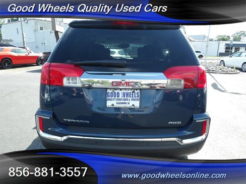 Used 2017 GMC Terrain SLE w/ Technology Package AWD/4WD image 6
