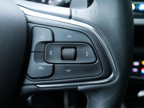 Used 2023 Buick Envision Essence w/ Sport Touring Package image 14