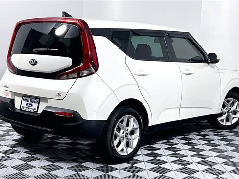 Used 2020 Kia Soul S FWD image 12