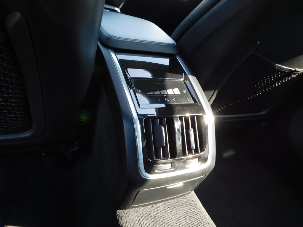 Used 2023 Volvo S90 B6 Plus AWD/4WD image 14