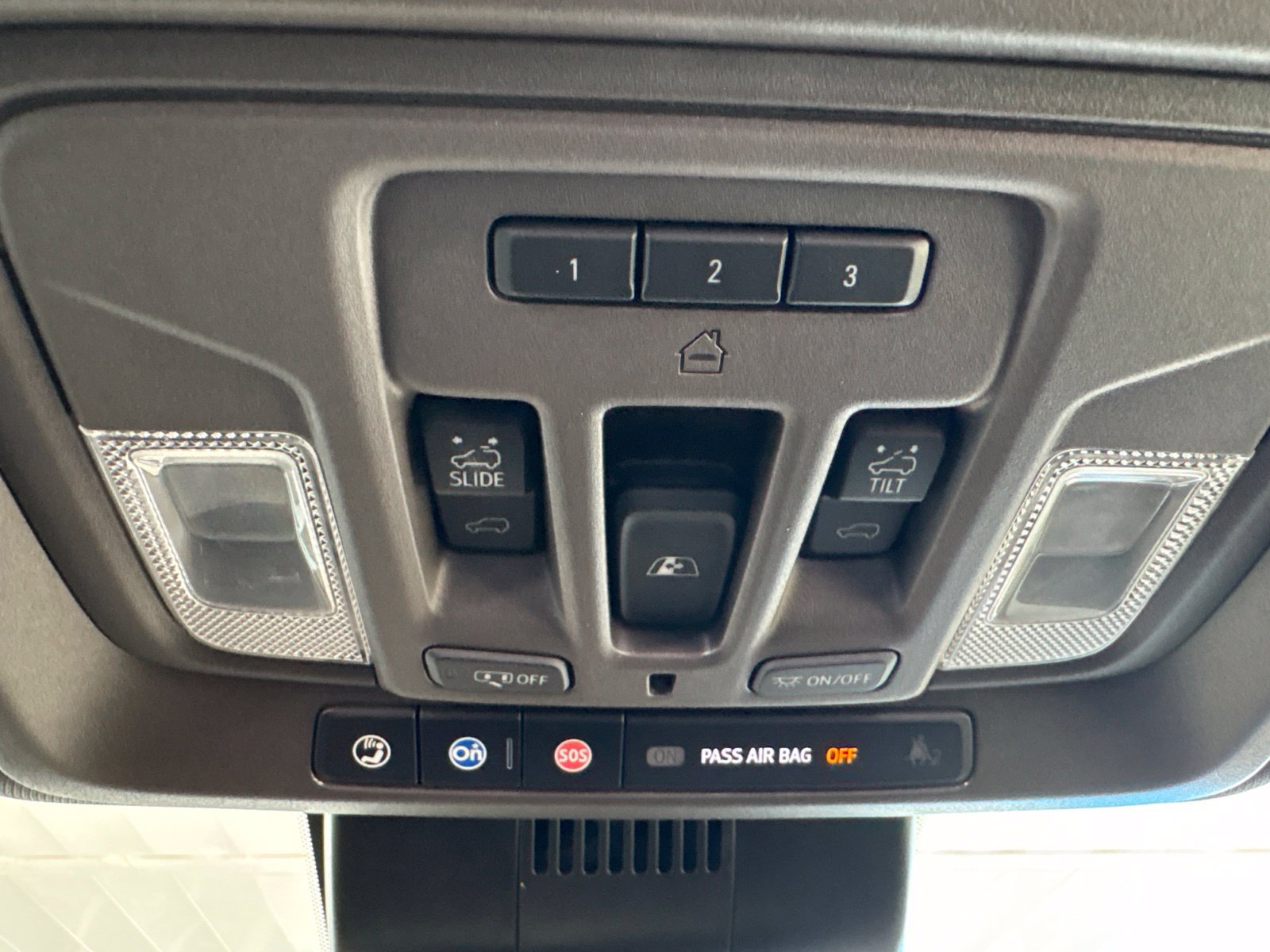 Used 2023 GMC Sierra 1500 Denali w/ Denali Reserve Package AWD/4WD image 24