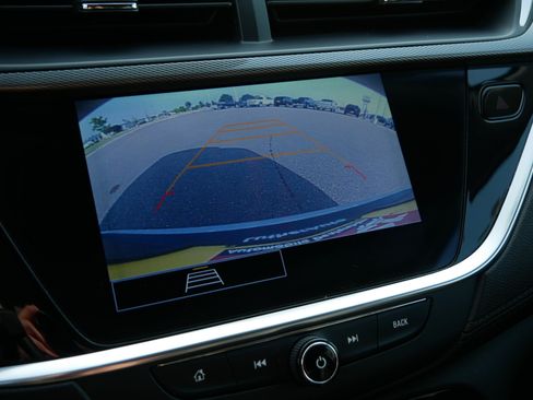 Used 2023 Buick Encore GX Preferred w/ Cold Weather Comfort Package FWD image 31