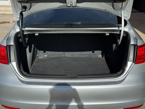 Used 2012 Volkswagen Jetta S image 35