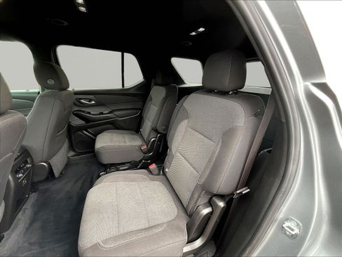 Used 2023 Chevrolet Traverse LT FWD image 22