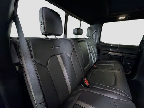 Used 2019 Ford F150 Platinum w/ Equipment Group 701A Luxury AWD/4WD image 29