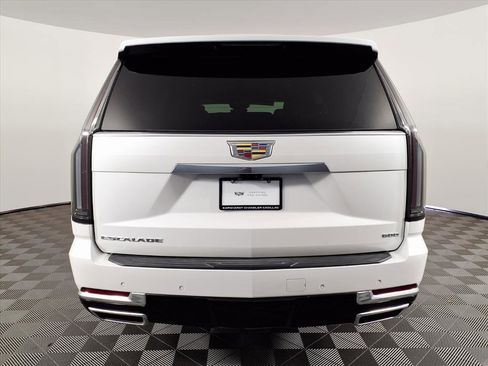 Certified 2025 Cadillac Escalade Premium Luxury w/ Touring Package image 5