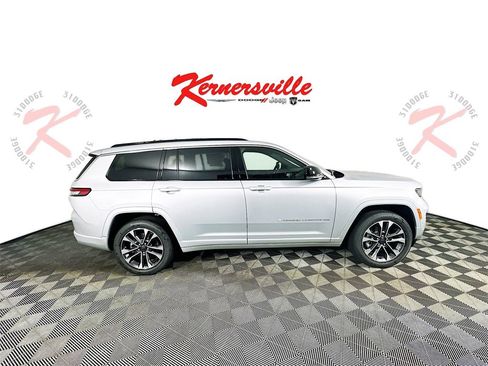 New 2025 Jeep Grand Cherokee L Overland w/ Luxury Tech Group IV image 8