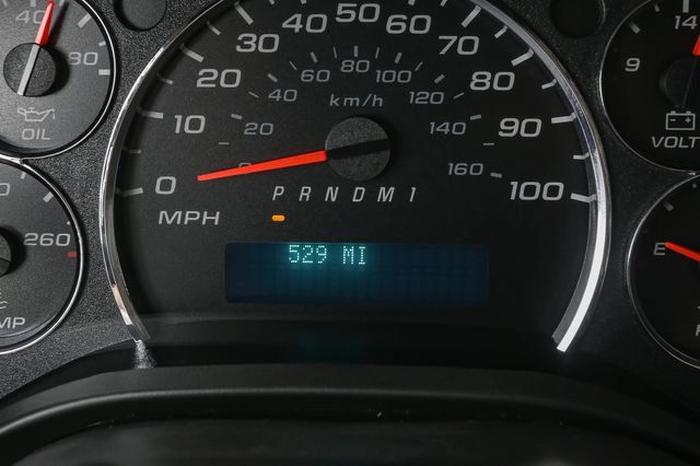 Used 2025 Chevrolet Express 2500 w/ Driver Convenience Package RWD image 25